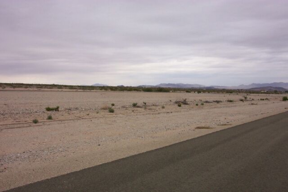 Airstrip Desert Center | Locations Unlimited Inc.